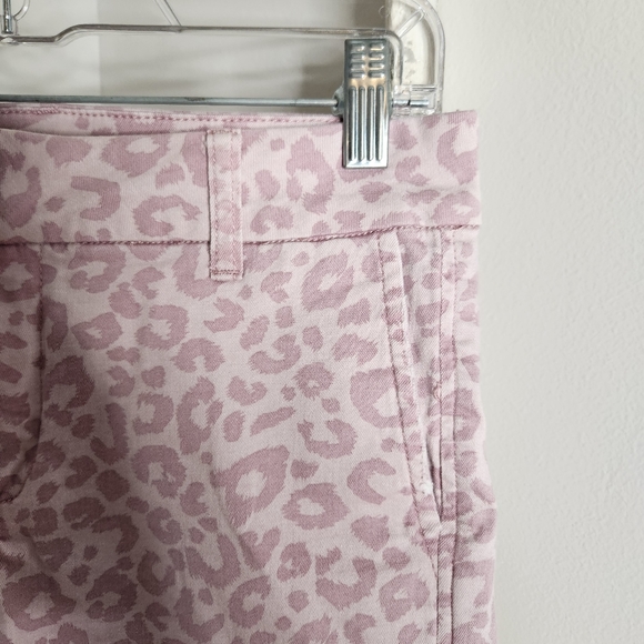 Kut from the Kloth size 4 animal print trouser shorts - Picture 3 of 7